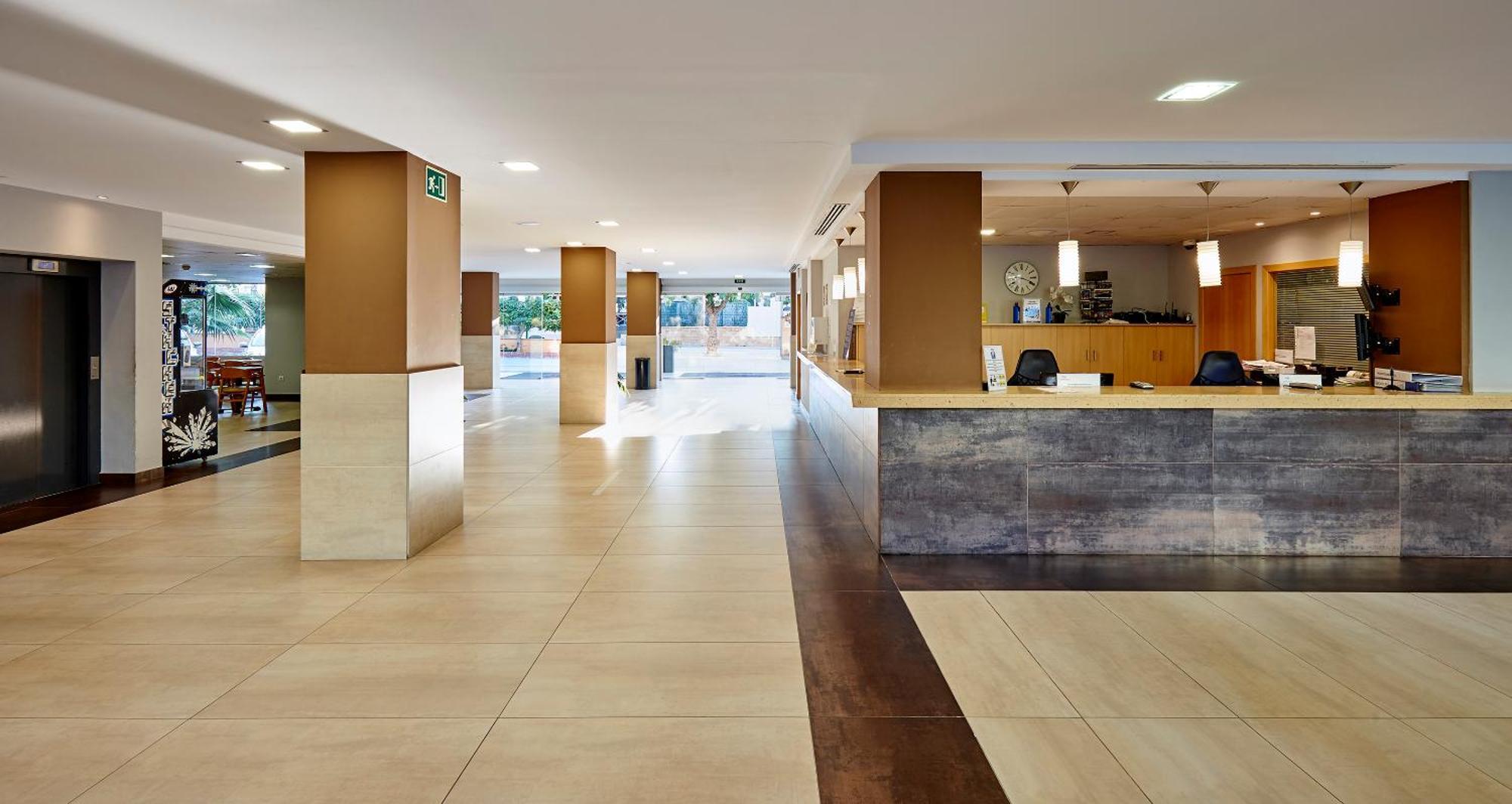 Surf Mar Hotel 4*